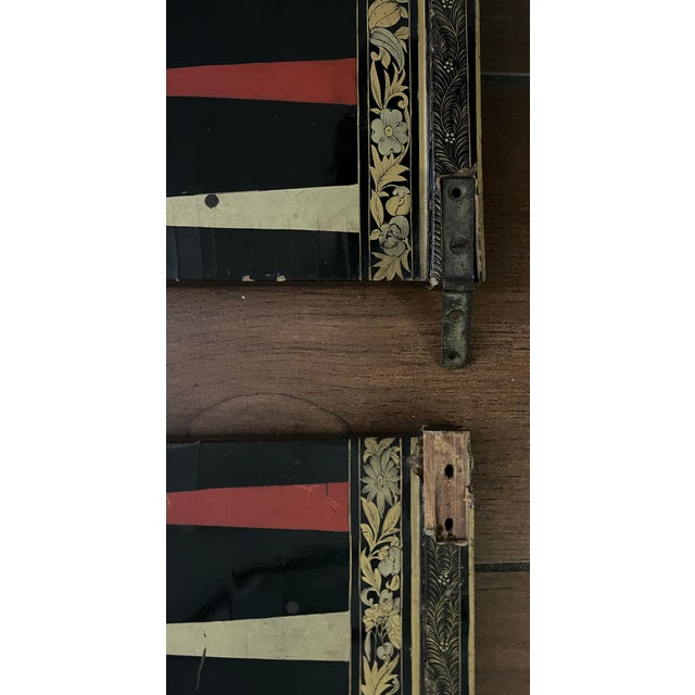 Antique 19th Century Chinese Export Black, Red & Gold Lacquer Wooden Game Board for Chess, Checkers and Backgammon For Sale - Image 10 of 16