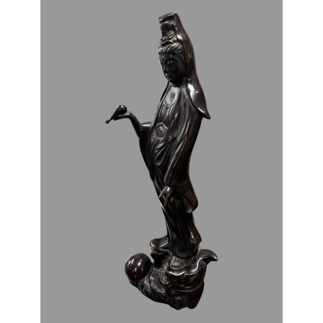 Mid 20th Century Oriental Bronze Figural Statue Sculpture of a Lady For Sale - Image 4 of 10
