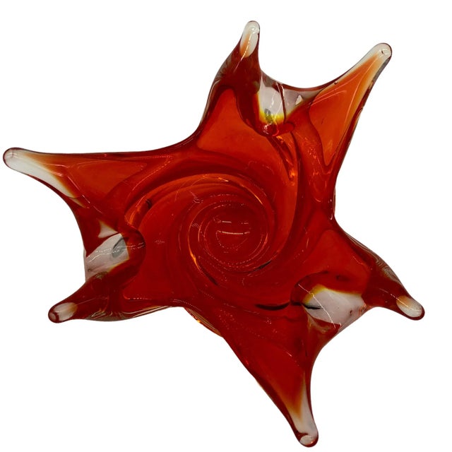 1960s Chalet Swirl Six Finger Orange and Clear Glass Bowl For Sale In New York - Image 6 of 8