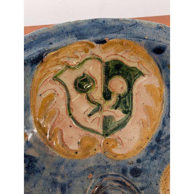 Ceramic 16th Century Hispano-Moresque Manises Glazed Earthenware Heraldic Dish For Sale - Image 7 of 14