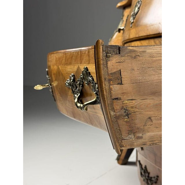 Swedish Rococo Chest of Drawers, 18th Century For Sale - Image 4 of 18