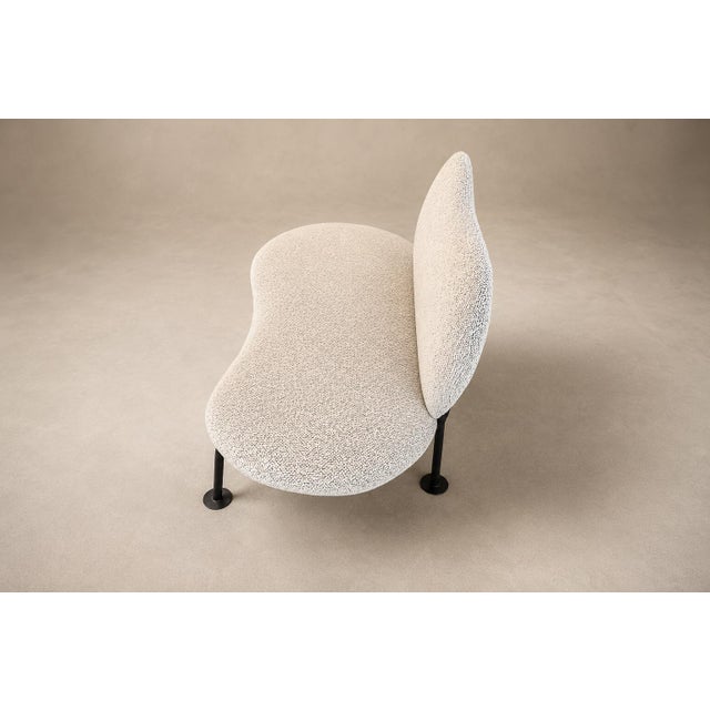 Brazilian Modern Organic Form Loveseat in Iron & Bouclé by Freijó Móveis, Brazil, 1950s For Sale - Image 9 of 18