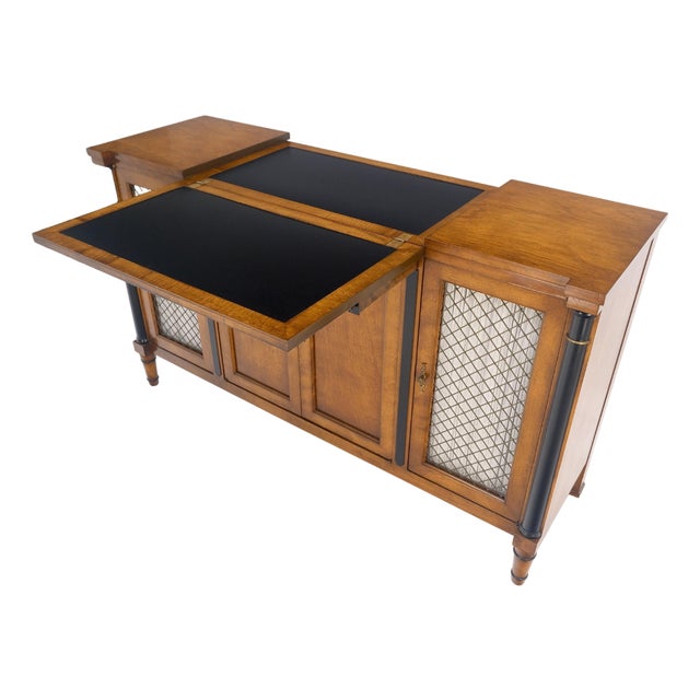 Flip Top Serving Tray Table 4 Doors Credenza Bar Server Sideboard MINT For Sale