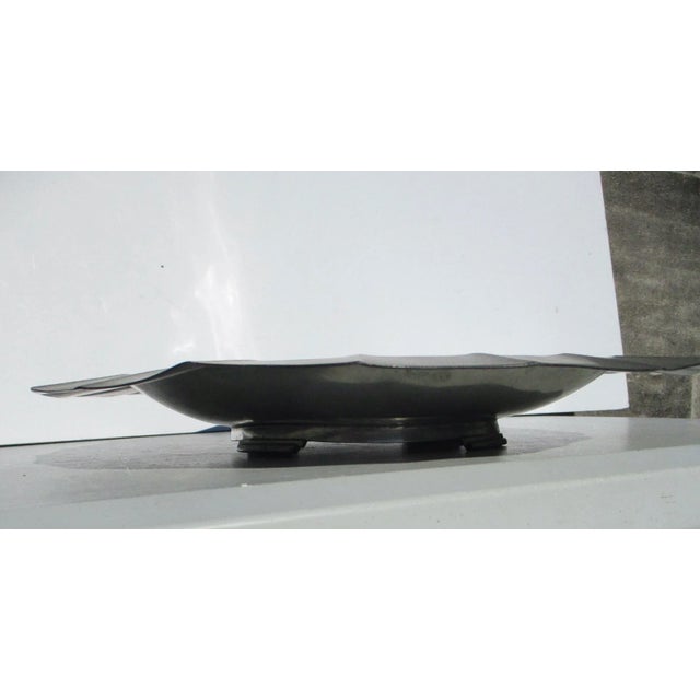 1940s Vintage Brewsters Pewter Art Deco Tray Bowl For Sale - Image 4 of 11