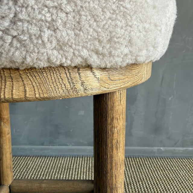 Mid-Century Modern Brock Counter Stool in White Oak and 100% Genuine Shearling in Natural For Sale - Image 3 of 9