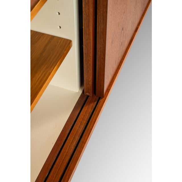 Mid-Century Modern Wall Mount Cabinet / Credenza Model 123 W-1 Attributed to Florence Knoll for Knoll Associates, Usa, C. 1950s For Sale - Image 10 of 15