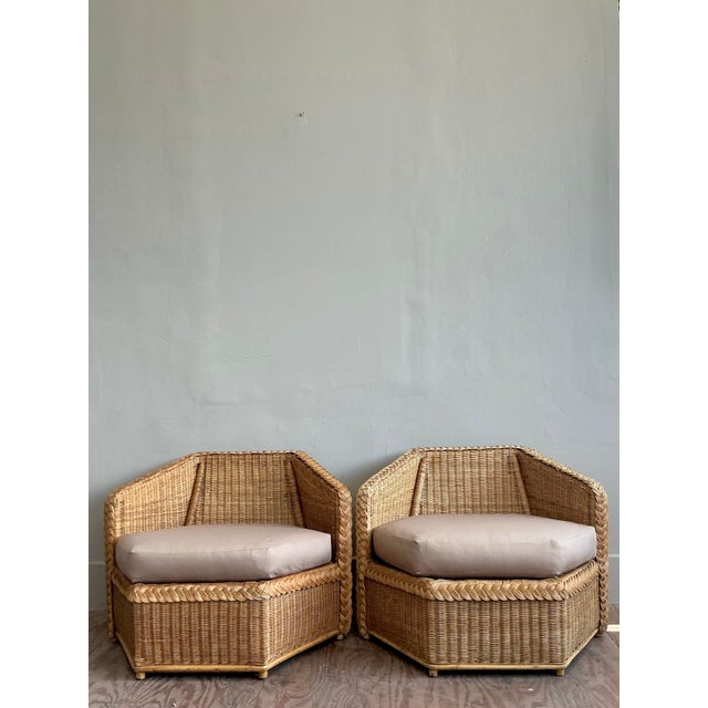 Brown Jordan Vintage Coastal Brown Jordan Faceted Rattan Lounge Chairs - A Pair For Sale - Image 4 of 12