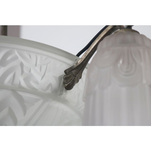 Art Deco French Chandelier in Silvered Bronze by Muller Frères, 1925 For Sale - Image 9 of 11