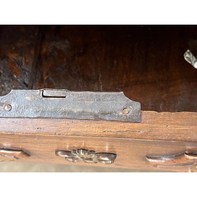 18th Century Louis XIII Style Italian Walnut Credenza / Buffet For Sale - Image 14 of 18