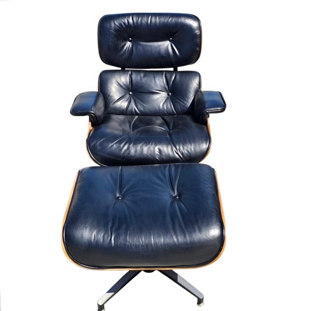 Plycraft 1970s Mid Century Eames Style Lounge Chair and Ottoman by Plycraft For Sale - Image 4 of 18