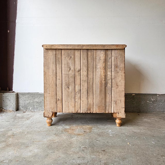 Antique English Pine Dresser on Tulip Feet, Chest of Drawers - Circa 1880 For Sale - Image 11 of 11
