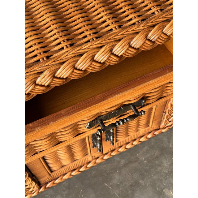 Woven Wicker Nightstand With Braided Rope Trim, 1980s For Sale - Image 13 of 17