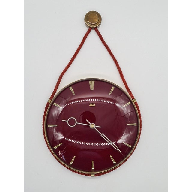 Ruby-Colored Wall Clock from UPG Halle, East Germany, 1960s-1970s For Sale - Image 3 of 13