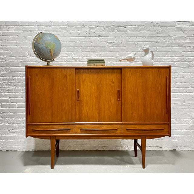 Mid-Century Modern Danish Mid Century Modern Teak Credenza / Sideboard, C. 1960's For Sale - Image 3 of 13