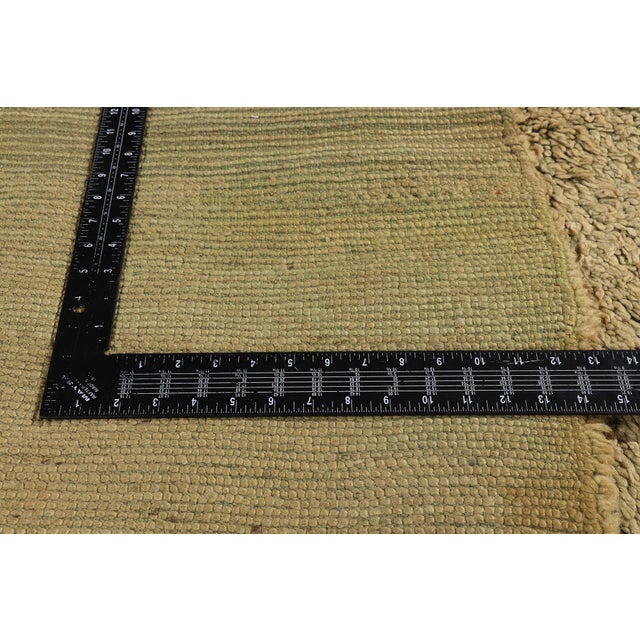 Textile Vintage Boujad Moroccan Rug, 06'01 X 09'08 For Sale - Image 7 of 10