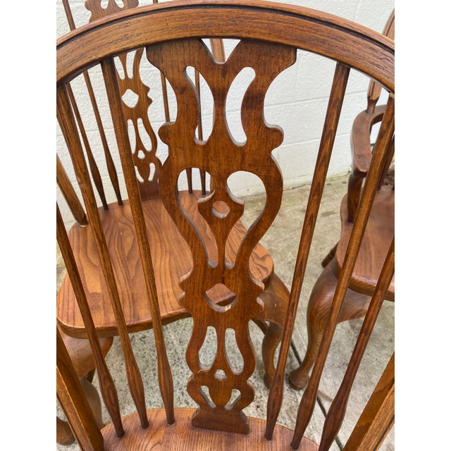 Traditional Solid Oak Windsor Style Dining Chairs- Set of 6 For Sale - Image 3 of 8