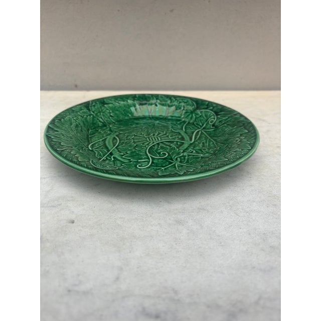 Victorian 19th Century Green Majolica Leaves Plate Wedgwood For Sale - Image 3 of 5