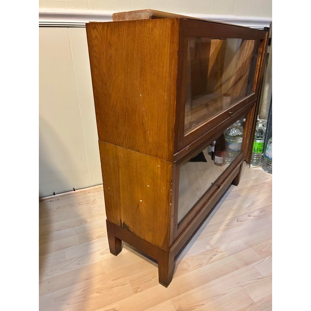 Mid-Century Modern Early 20th Century Globe Wernicke 3-Piece Stackable Barrister Bookcase For Sale - Image 3 of 9