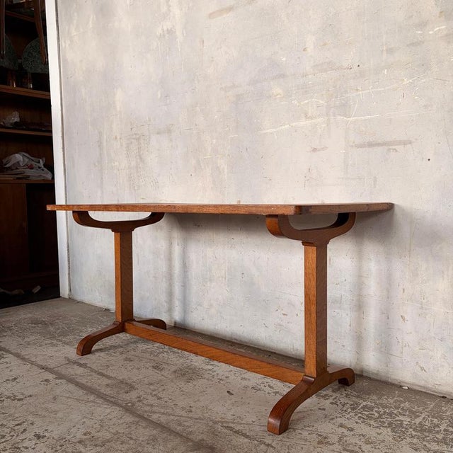 Gold Art Deco Tiger Oak Coffee Table attributed to Heals, 1930s For Sale - Image 8 of 10
