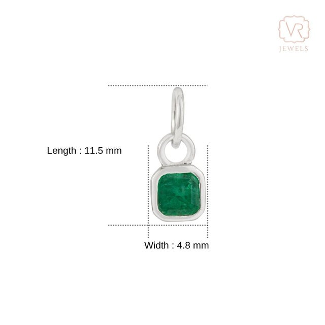 Square Cut Deep Emerald Bezel Set Green Charm Pendant in 18k White Gold For Sale - Image 11 of 16