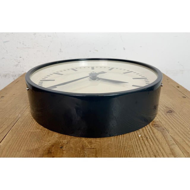 Industrial Factory Wall Clock from Pragotron, 1960s For Sale - Image 13 of 17