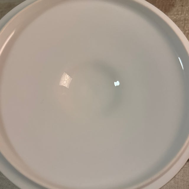 1950s Fukagawa Arita "Golden Wheat" Pattern Covered Serving Bowl For Sale In New Orleans - Image 6 of 9