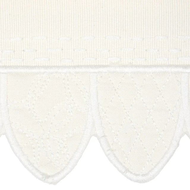 Contemporary Schumacher x Happy Menocal Heraldic Trim In Ivory For Sale - Image 3 of 6