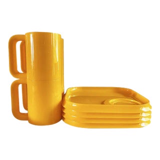 Vintage Snax Plates & Mugs by Ingrid of Chicago - 8 Pieces For Sale