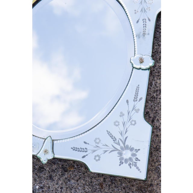 Vintage Venetian Style Mirror in Beveled Glass For Sale - Image 4 of 10