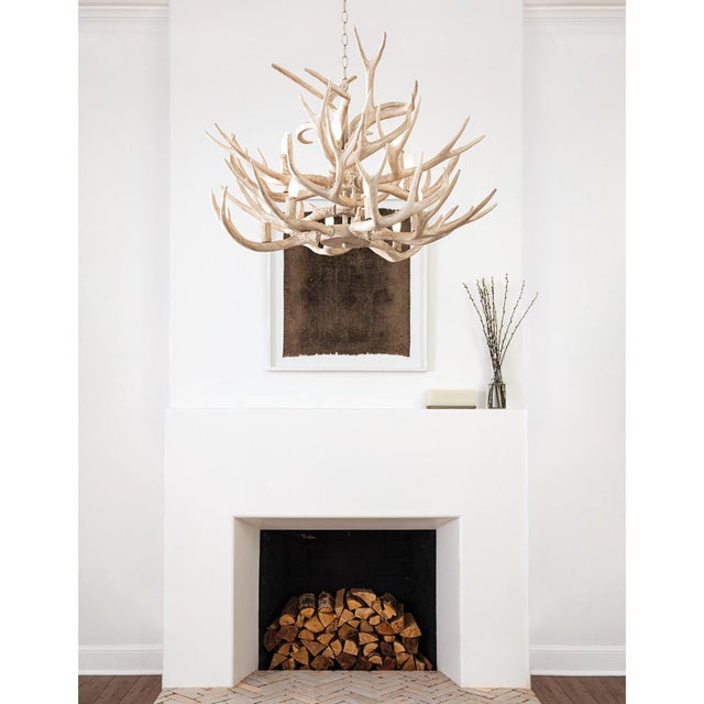We've elevated the classically rustic antler chandelier, giving it an elegant upgrade. Waylon's multiple, sculptural...