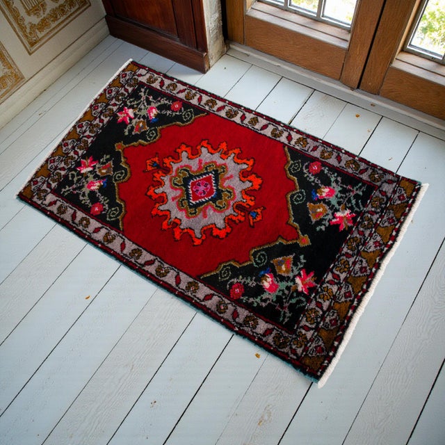 Farmhouse 1970s Small Rug, Entry Decor, Bath Mat, Kitchen Accent, Turkish Rug, Door Mat, Lundry Room Decor 1'11" X 3'3" For Sale - Image 3 of 9