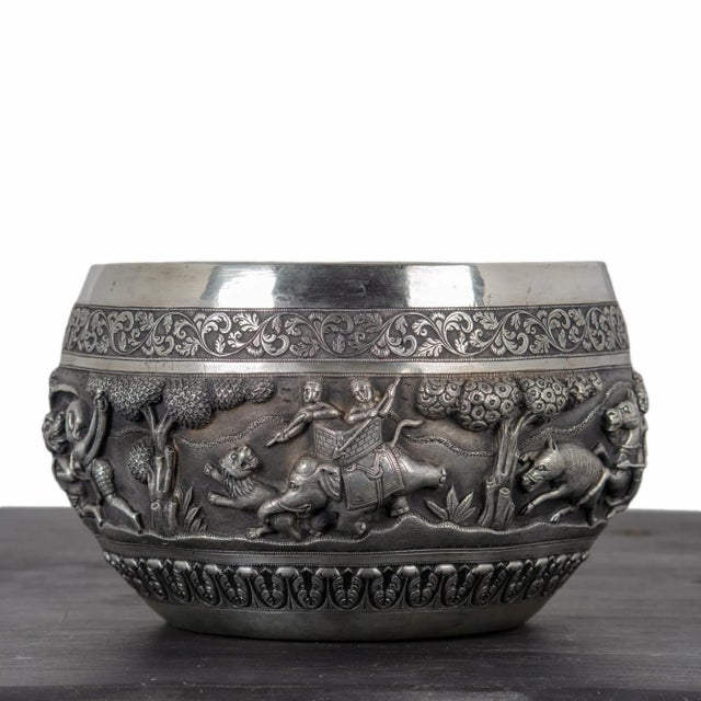 Indian Silver Repoussé Hunting Bowl, Lucknow, 19th Century For Sale - Image 4 of 12