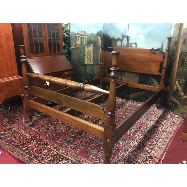 American Tulip Poster Bed, Queen Size Bed, Leonards New England Furniture For Sale - Image 3 of 6