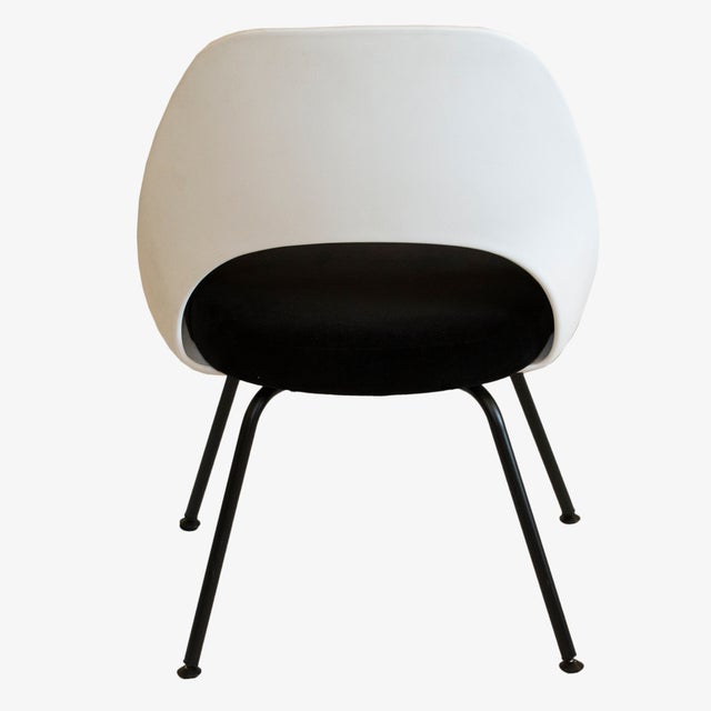 Knoll Knoll Armless Saarinen Plastic-Back Side Chair in New Black Velvet Upholstery and Black Legs For Sale - Image 4 of 8