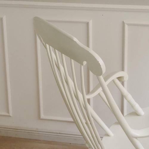 Wood Vintage Windsor-Style White Rocking Chair For Sale - Image 7 of 15
