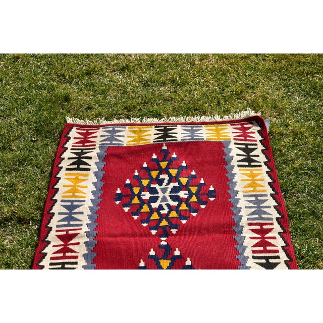 1980 Turkish Red Geometric Oushak Kilim For Sale In Sacramento - Image 6 of 13
