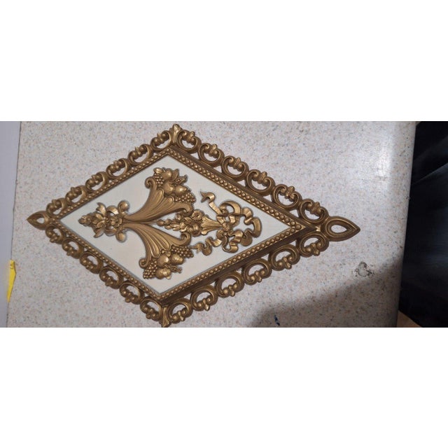 Hollywood Regency Homco 1971 Hollywood Regency Diamond Wall Plaques, Gold, Set of 4 For Sale - Image 3 of 6