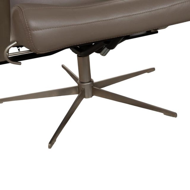Wing Armchair in Leather from BoConcept For Sale - Image 9 of 16