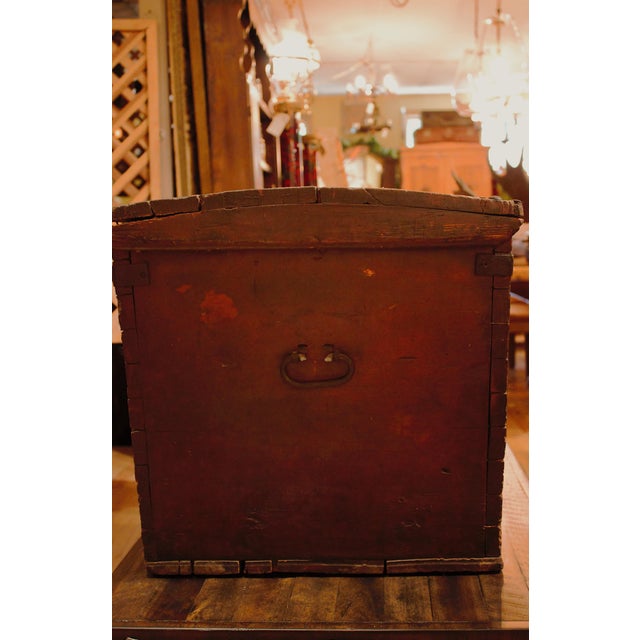 Victorian 19th Century Antique European Dutch Hand-Painted Dome Top Chest For Sale - Image 3 of 14