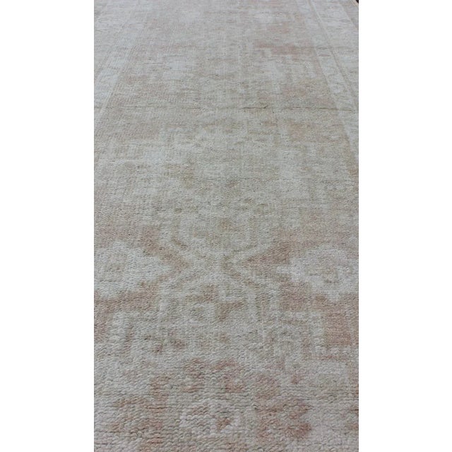Vintage Turkish Oushak Runner With Multi-Medallion Design in Muted Color Palette For Sale In Atlanta - Image 6 of 11
