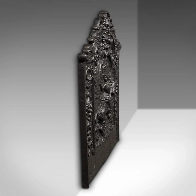 English 1800s Georgian Heavy Antique Decorative Fire Back, English, Fireplace Reflector For Sale - Image 3 of 8