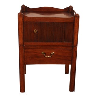 Georgian Mahogany Nightstand, 1700s For Sale