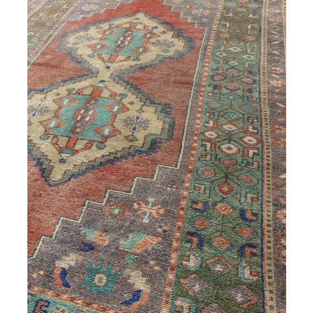 Mid 20th Century Green and Orange Turkish Oushak Rug Vintage Dual Diamond Medallions For Sale In Atlanta - Image 6 of 8