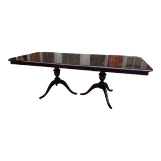1990s Kincaid Furniture Duncan Phyfe Double Pedestal Cherry Extension Dining Table For Sale
