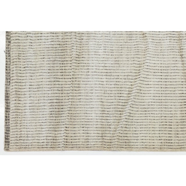 10 X 14 Hand Knotted Modern Neutral Geometric Wool Rug Minimalist Grid Pattern For Sale In New York - Image 6 of 10