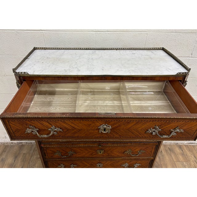 Vintage Kingwood Revival French Louis XV Style Executive Semainier Chest Commode For Sale - Image 13 of 17