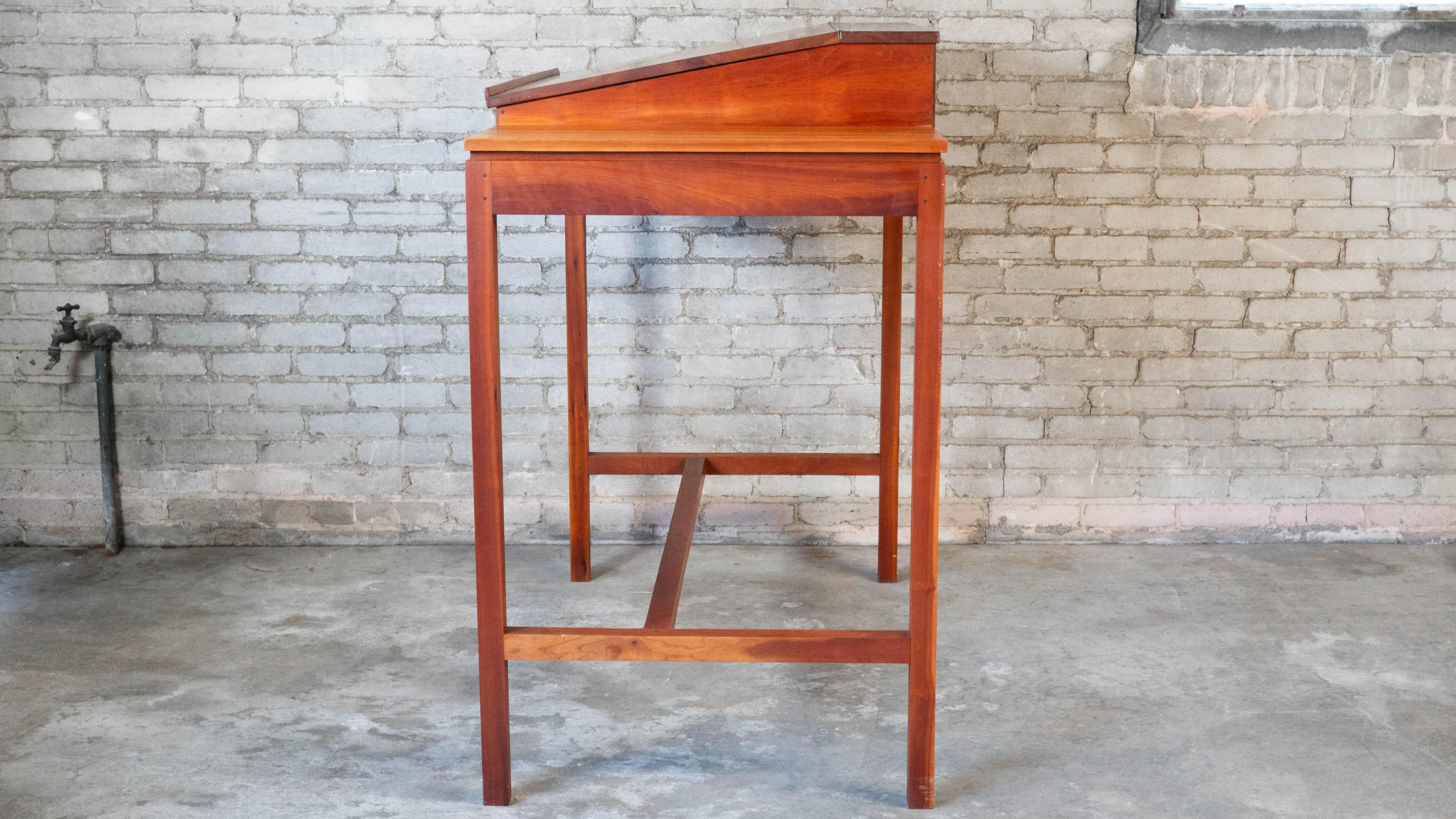 1990s Vintage Thos Moser Attr. Cherry Wood Standing Drafting Desk
