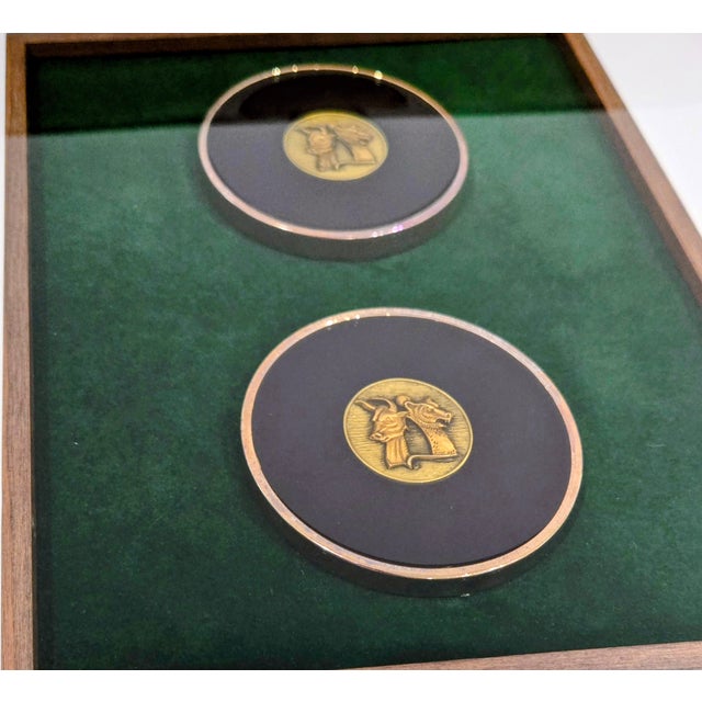 1970s Vintage Wall Street Bull & Bear Lucite Coaster Art For Sale - Image 5 of 8