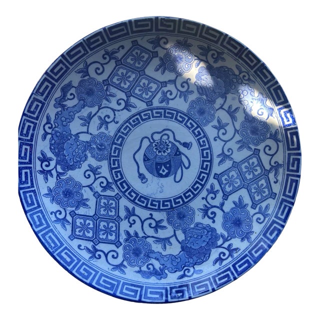 Antique Japanese Imari Ware Porcelain Blue and White Hand Painted Charger Platter, Meiji Period (1868-1912) For Sale