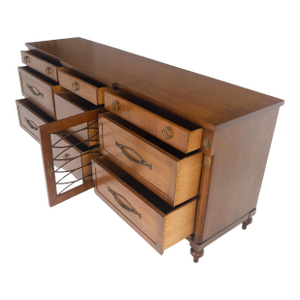 c1970s Regency Revival 9 Drawers Turned Legs Credenza Dresser Brass Pulls MINT!
